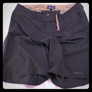 Patagonia Shorts 36 perfect for swimming